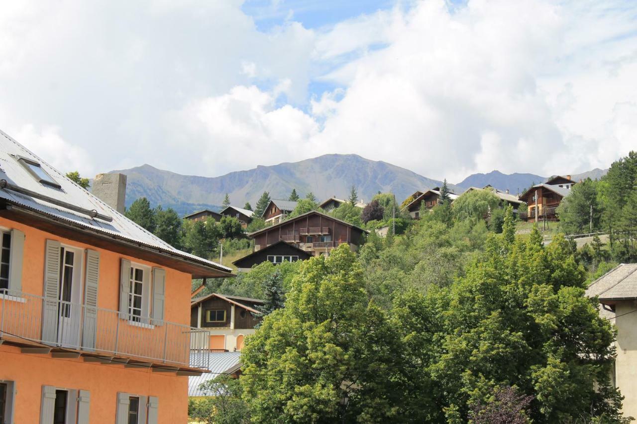 Appartement Style Chalet Centre Barcelonnette Bagian luar foto